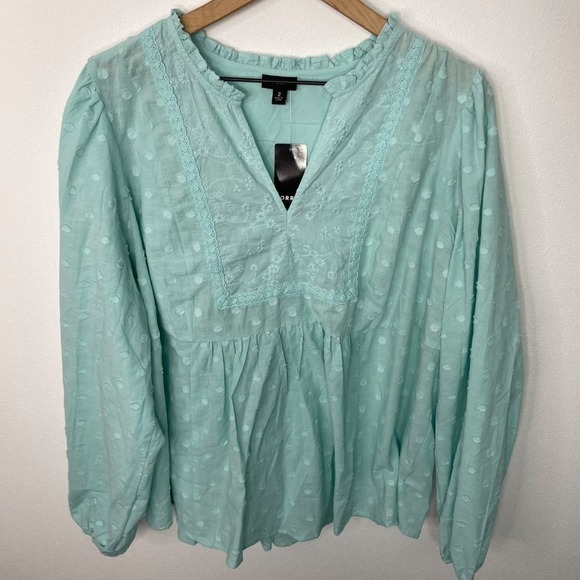 NWT Torrid Blouse Size 2X Blue Cotton Eyelet Floral Lightweight Airy - Picture 3 of 10